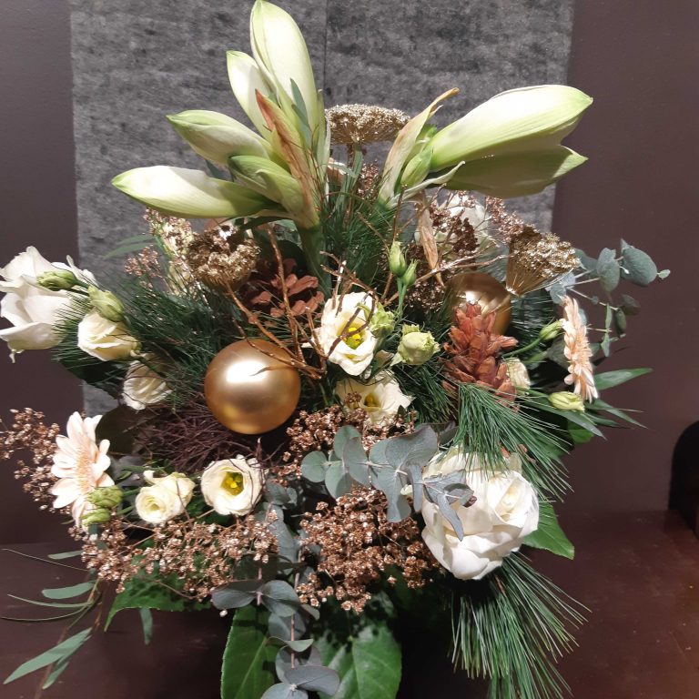 strauß_weiss_creme_gold2.jpg-1024